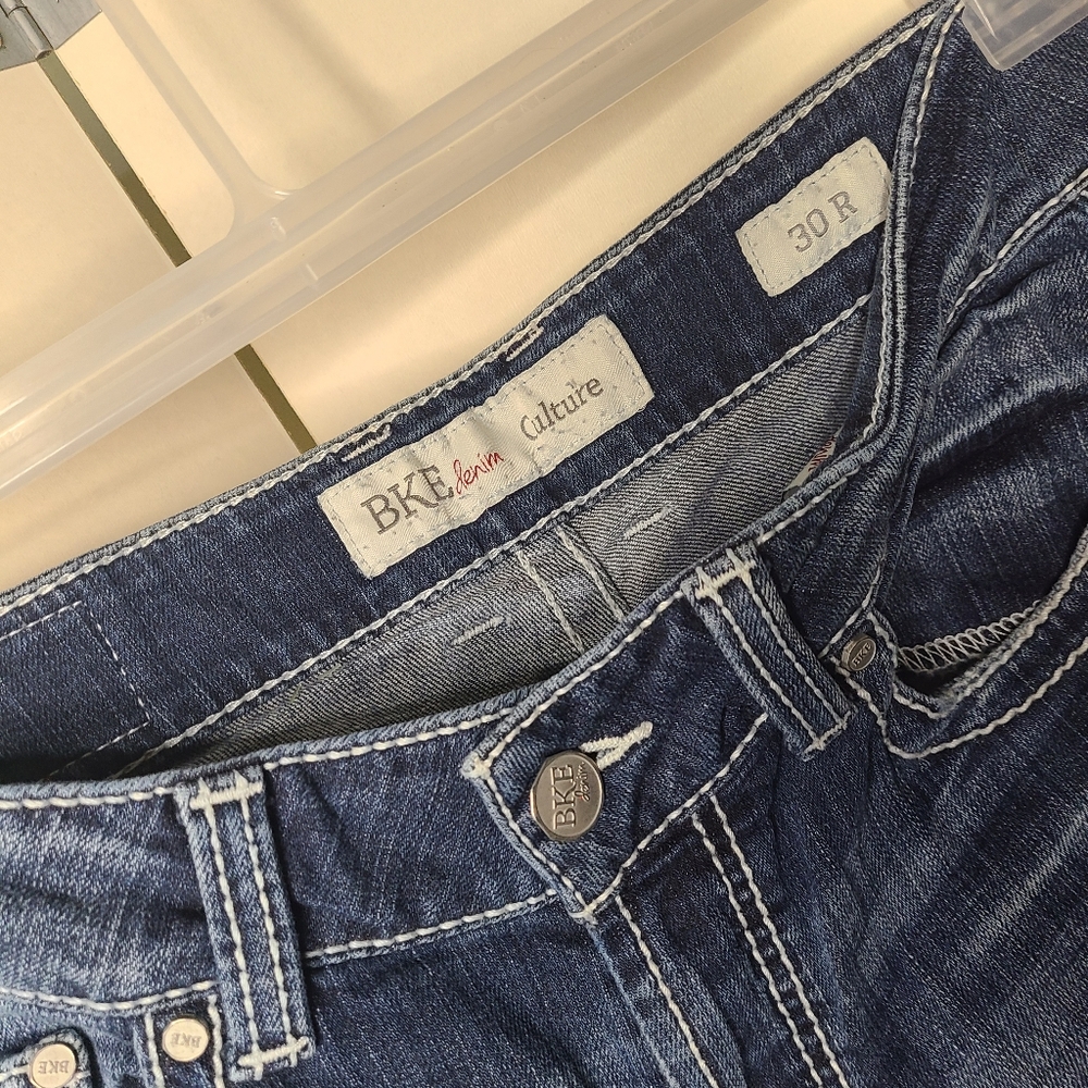 BKE Denim Culture Distressed Jeans sz W30xL31½ Women's - Picture 2 of 4
